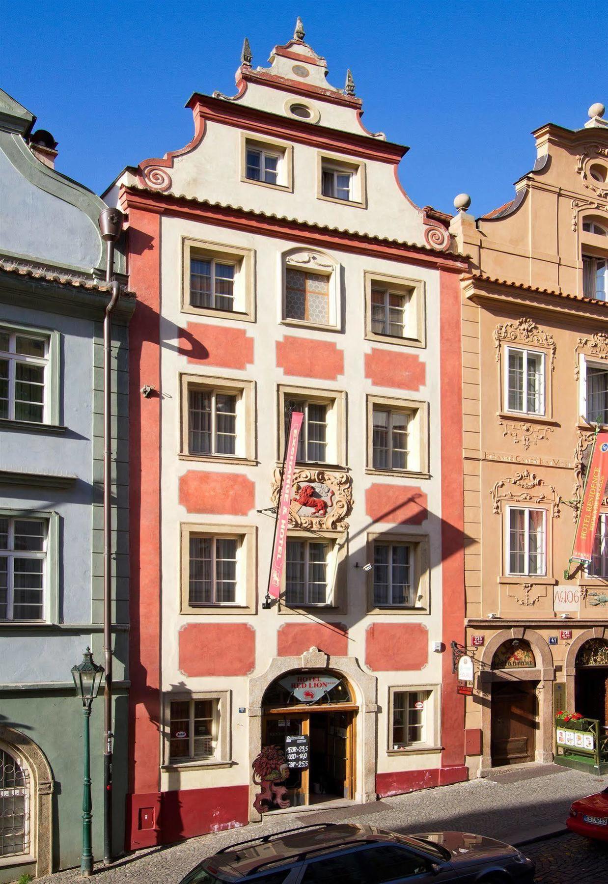 Red Lion Hotel Прага Екстериор снимка